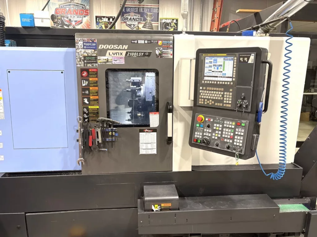 2018 Doosan Lynx 2100LSYB