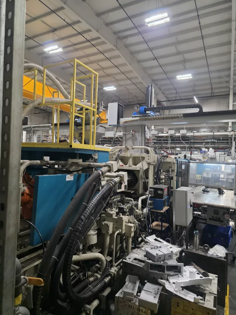 Used Mitsubishi 720MMJ/110 Injection Molding Machine For Sale