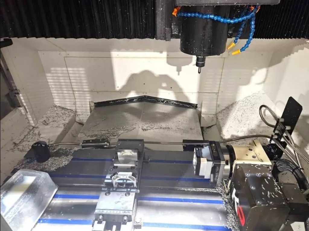Used Okuma Genos M560-V CNC Vertical Machining Center For Sale