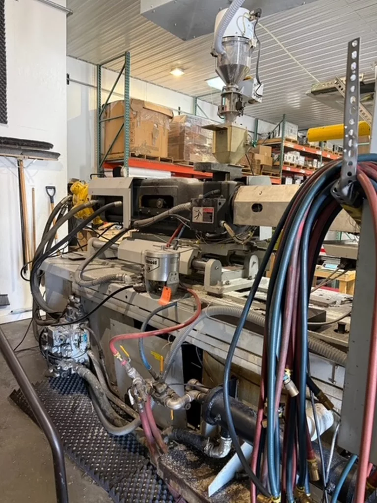 Used Van Dorn 300HT-30 Injection Molding Machine For Sale