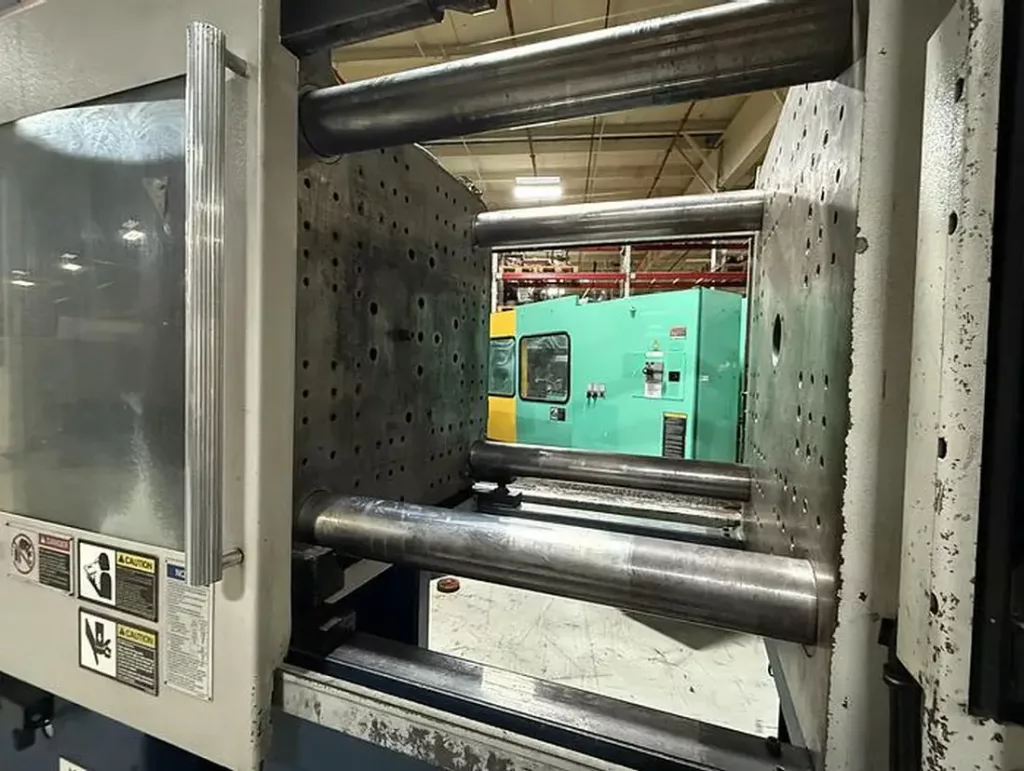 Used Van Dorn 300HT-30 Injection Molding Machine For Sale
