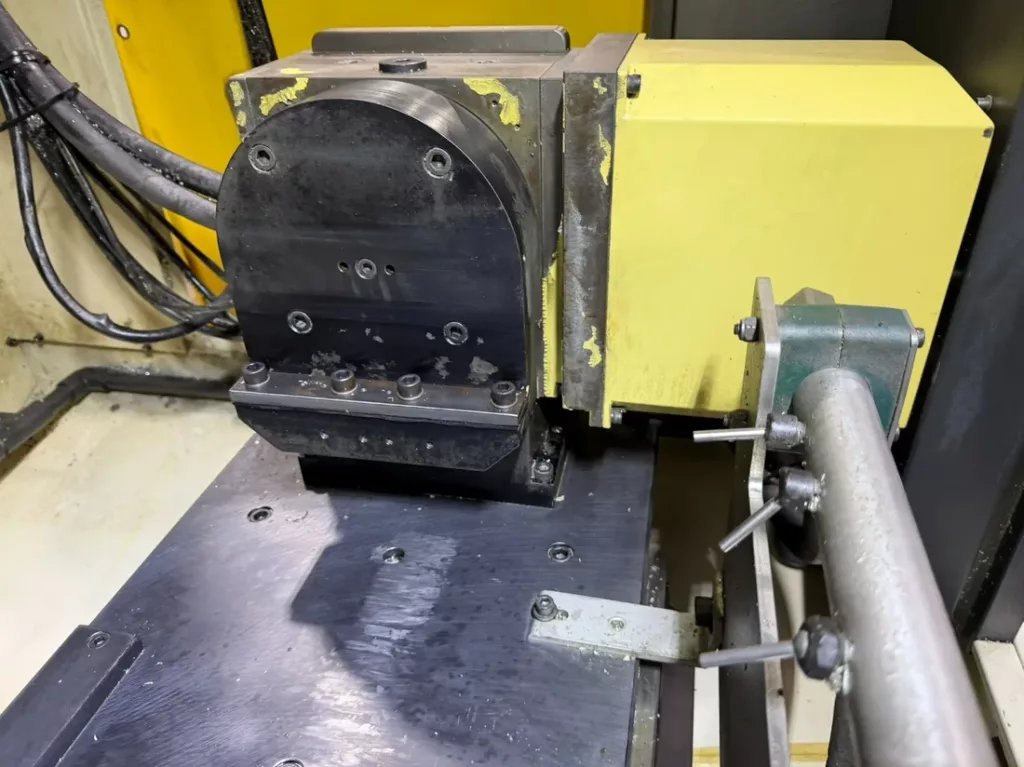 2020 Fanuc Robodrill Alpha D21LiB5 CNC Vertical Machining Center, photo 11 of 17