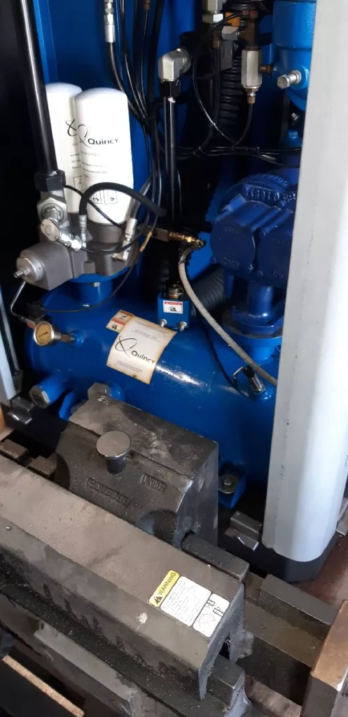 2014 Quincy QGV-40 Compressor, photo 3 of 6