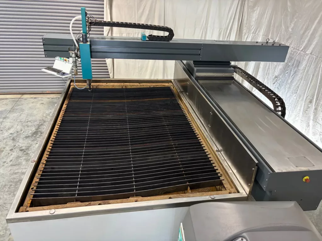 Used Flow Mach 100 3020 CNC Waterjet For Sale