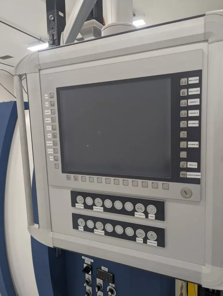 2022 Fong Kee EHB 65T03SS Blow Molder, photo 13 of 13