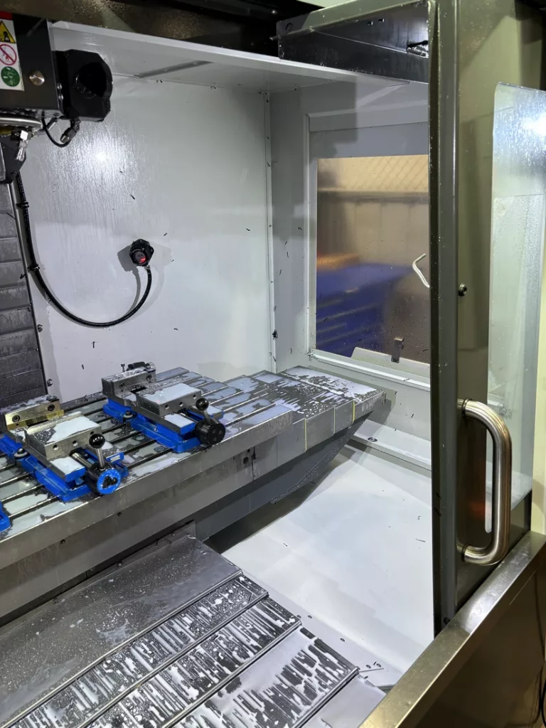 Used Haas VF-3SSYT CNC Vertical Machining Center For Sale