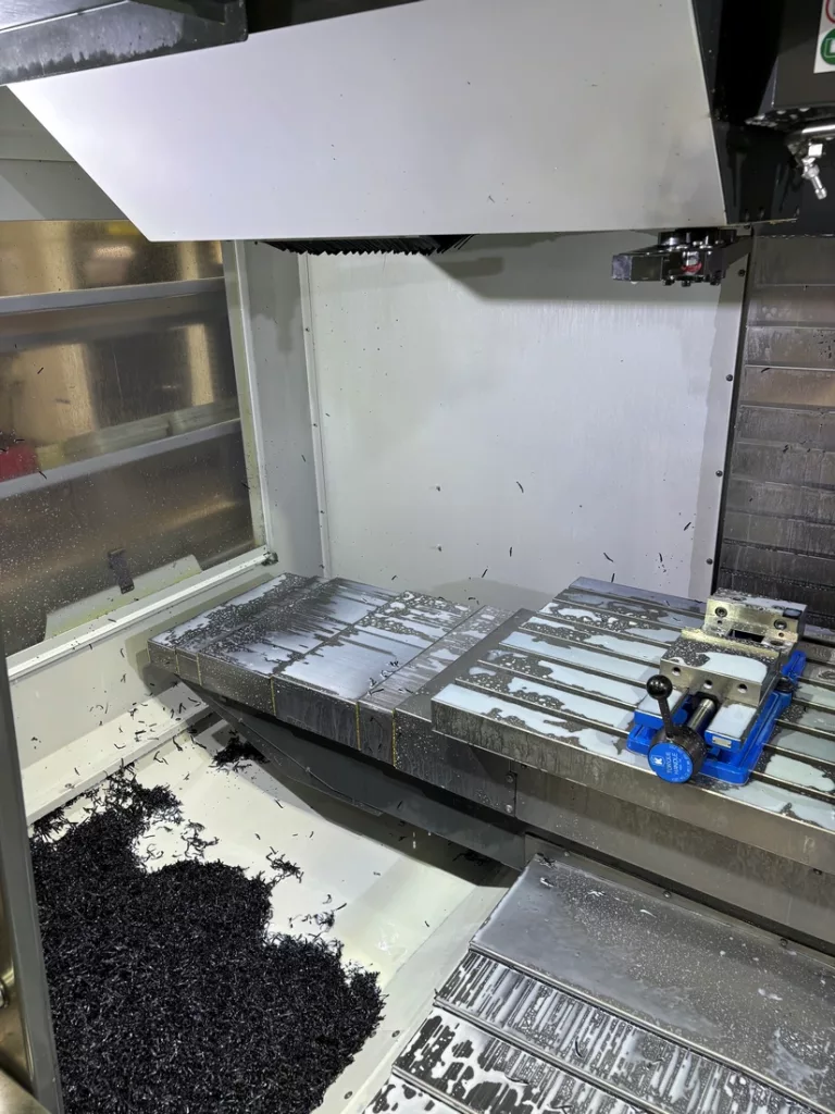 Used Haas VF-3SSYT CNC Vertical Machining Center For Sale