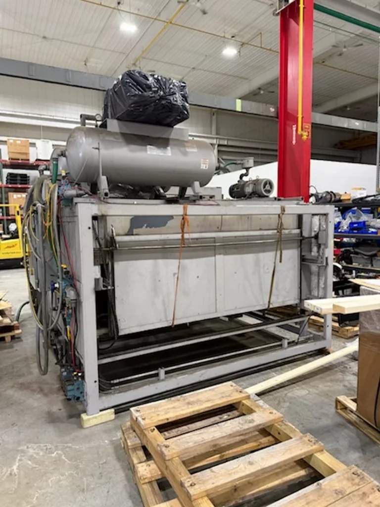Used LR Equipment CS Series Thermoformer For Sale