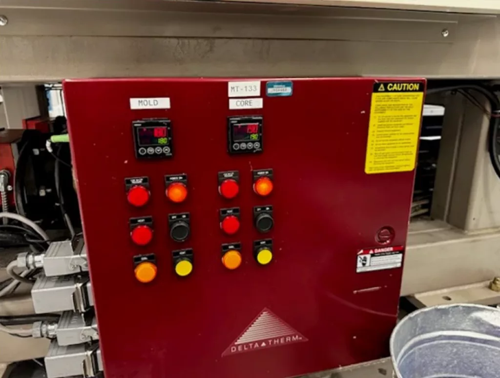 Used Toshiba EC-310NII V30-8Y Injection Molding Machine For Sale