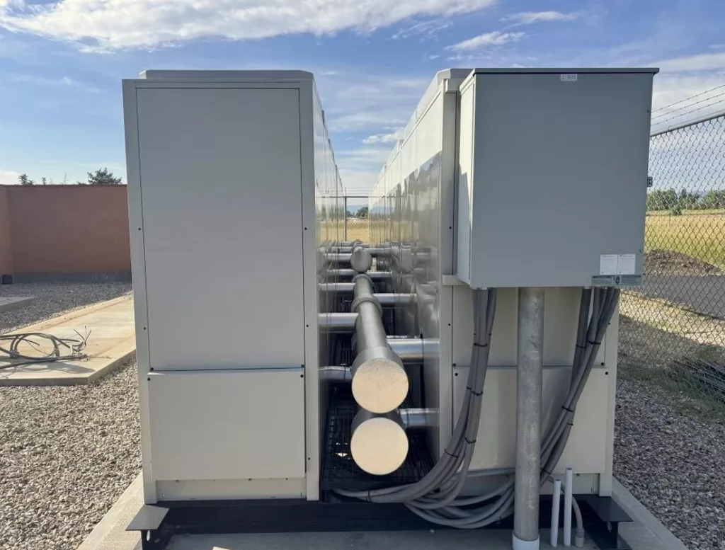Used Airstack ASP030XC13H2AS1AAAS-410A Chiller For Sale