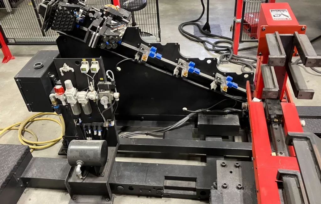 2016 Amada HG1003ARS Press Brake, photo 12 of 15