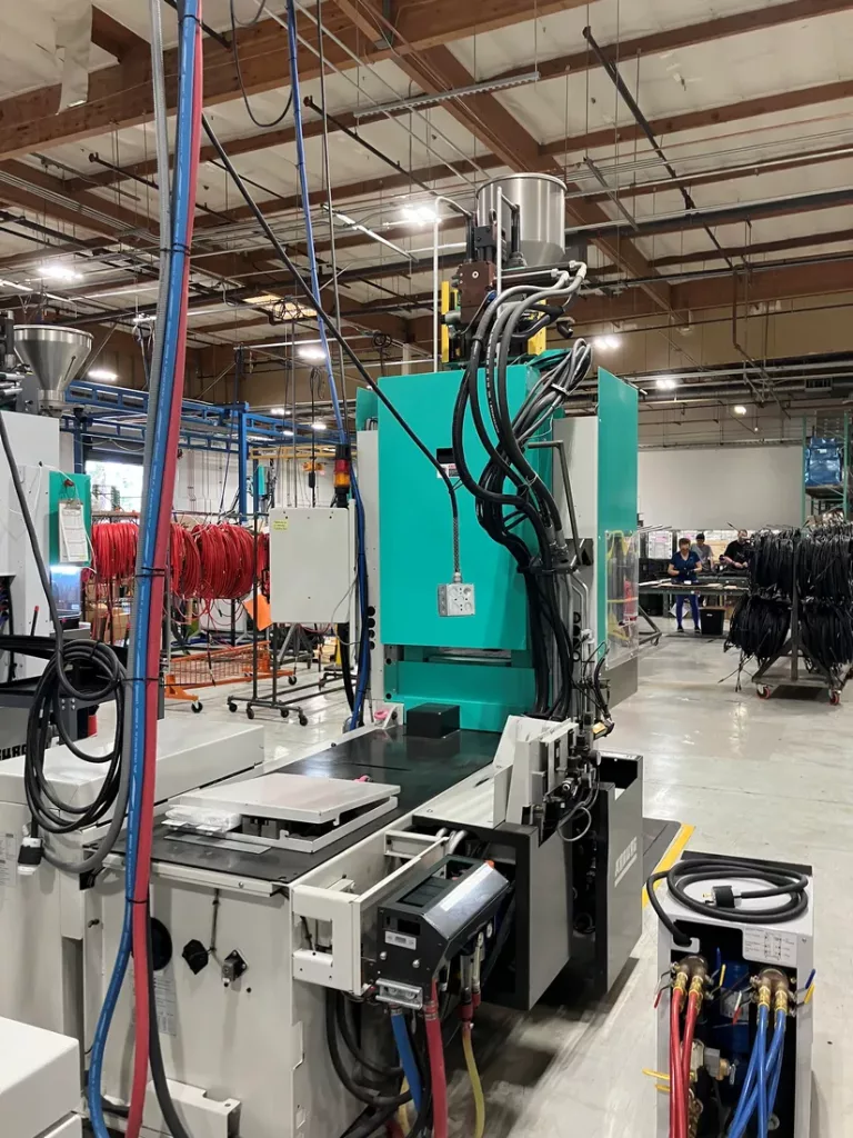 Used Arburg Allrounder 375V 500-100 Injection Molding Machine For Sale