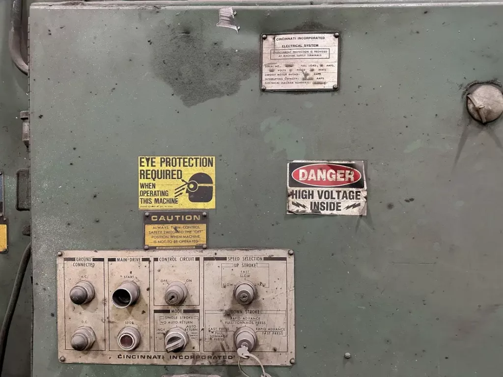 1976 Cincinnati 1000Hx16 Press Brake, photo 5 of 7