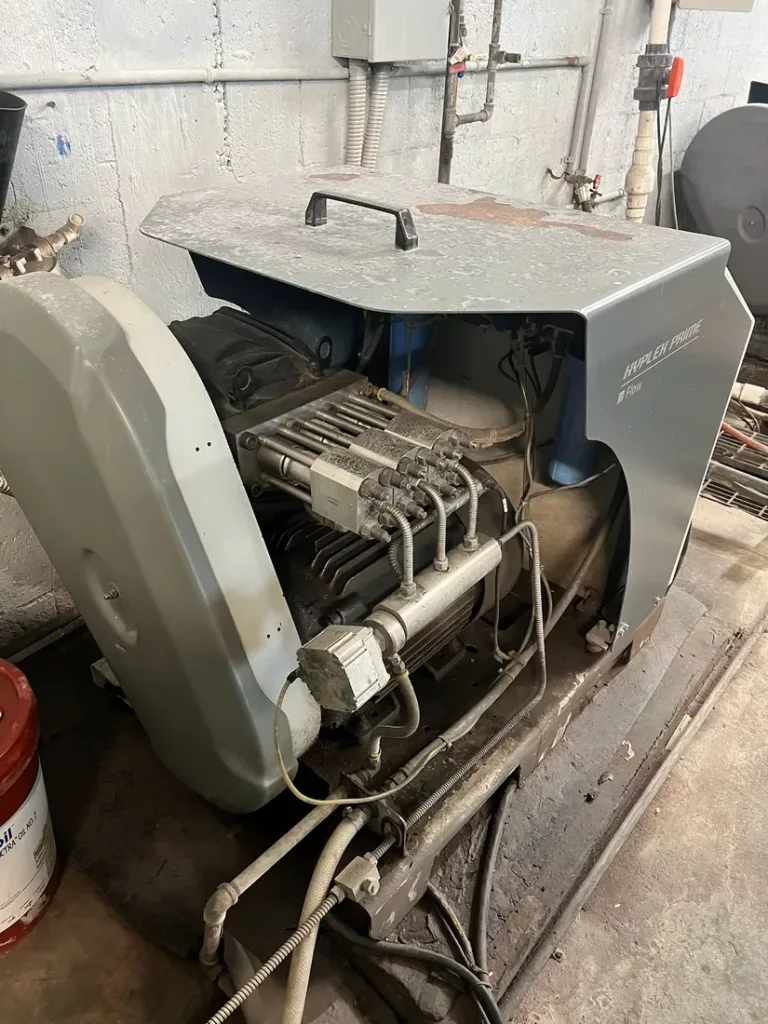 Used Flow Mach 200 4020 Pivot+ CNC Waterjet For Sale