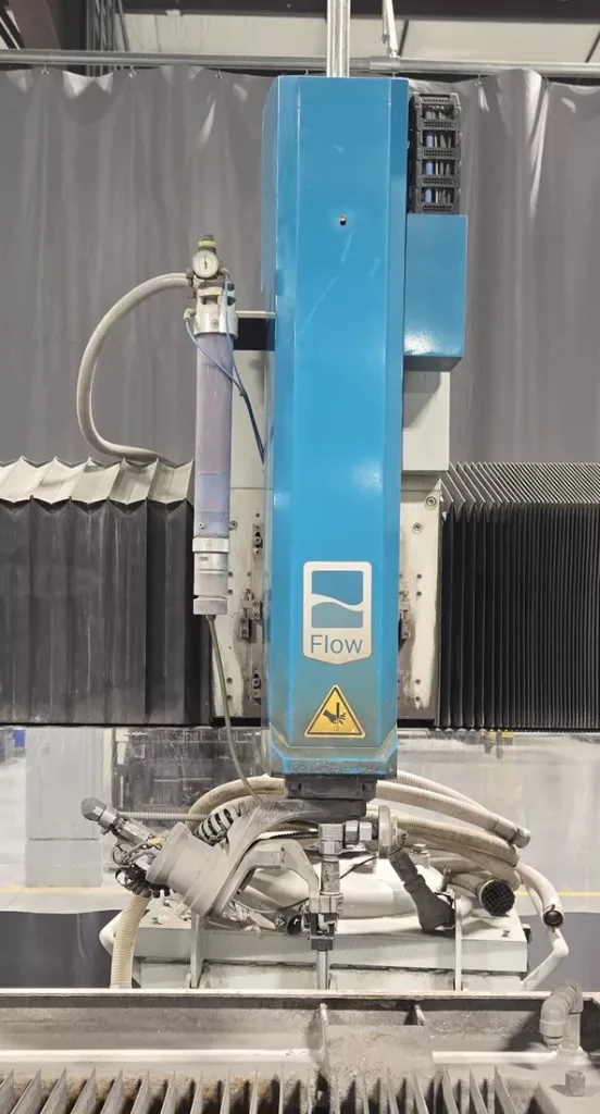 2021 Flow Mach 500 4020XD Waterjet, photo 3 of 10