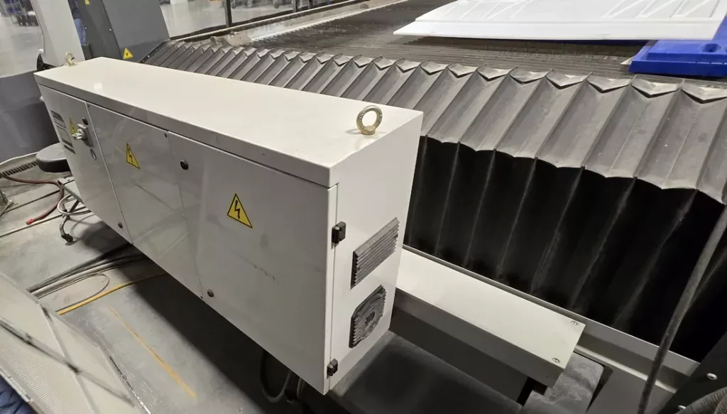 2021 Flow Mach 500 4020XD Waterjet, photo 2 of 10