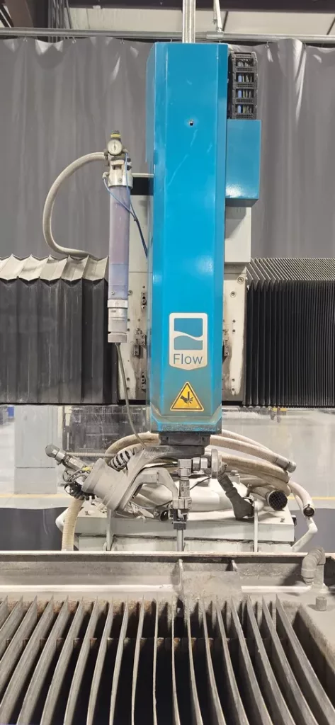 2021 Flow Mach 500 4020XD Waterjet, photo 4 of 10