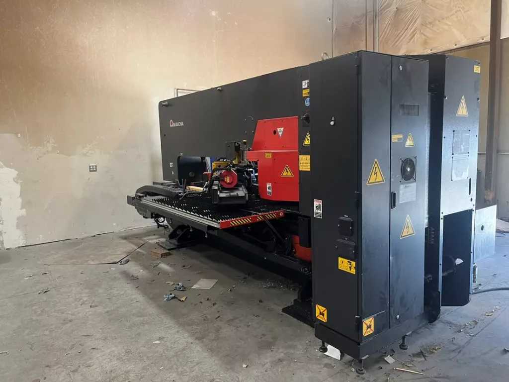 2020 Amada AE2610NT Turret Punch, photo 5 of 17