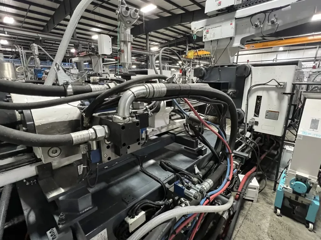 Used Cincinnati Milacron Q315 Injection Molding Machine for Sale