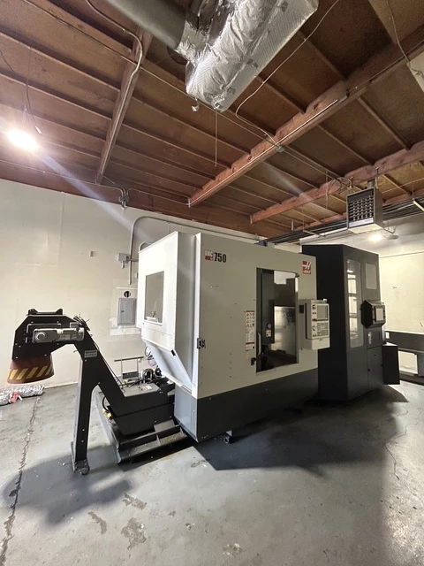 2021 Haas UMC-750