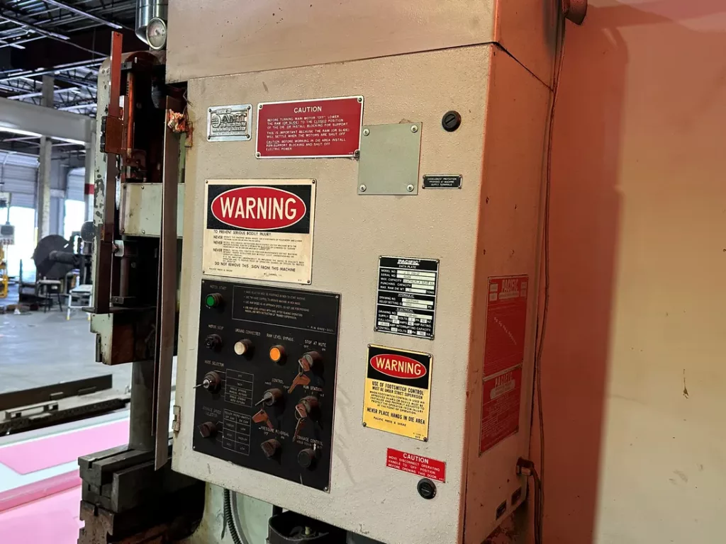 Pacific JII 250-12 Press Brake, photo 7 of 8