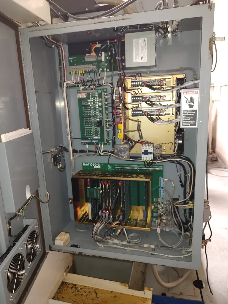 1998 Fadal VMC-3016L CNC Vertical Machining Center, photo 6 of 7