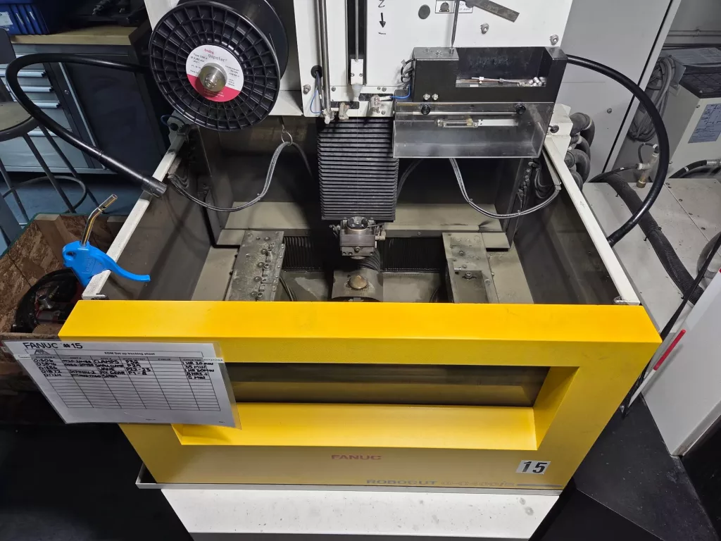 2018 Fanuc Robocut a-C400iB