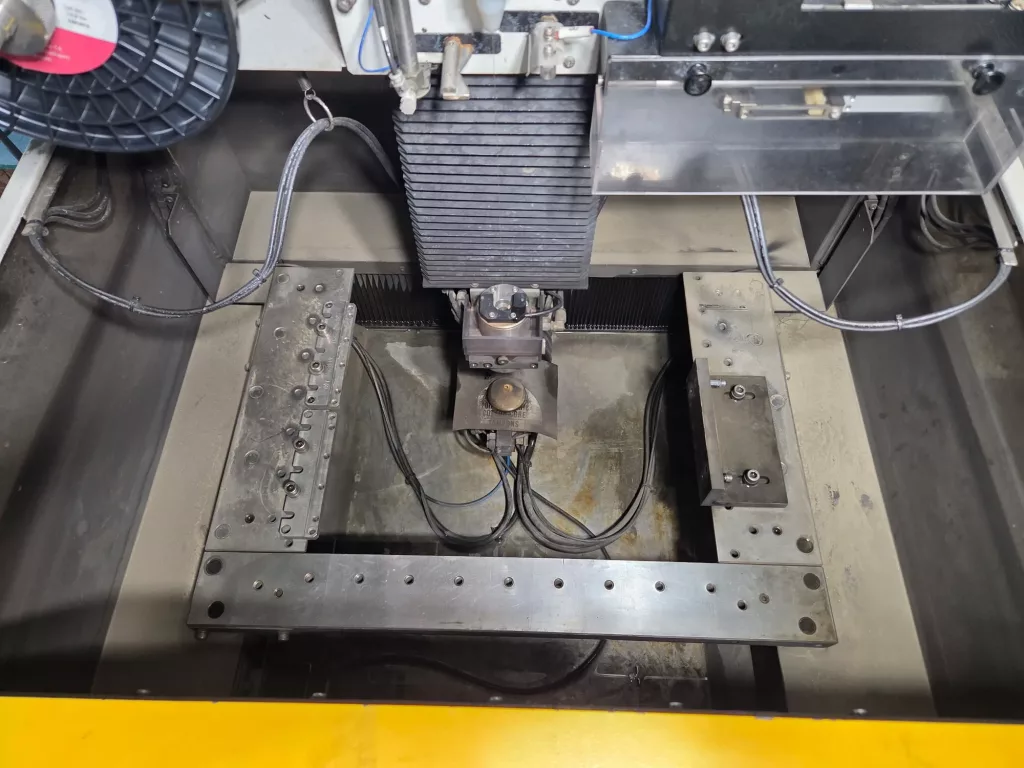 2018 Fanuc Robocut a-C400iB