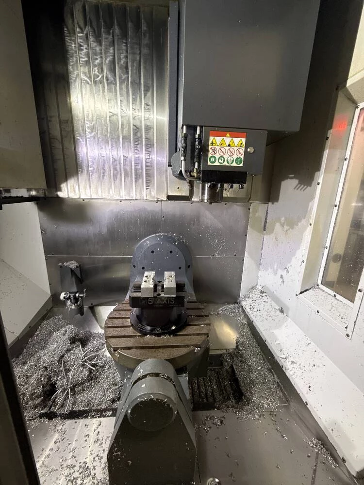 2019 Haas UMC-750 CNC Vertical Machining Center, photo 6 of 7
