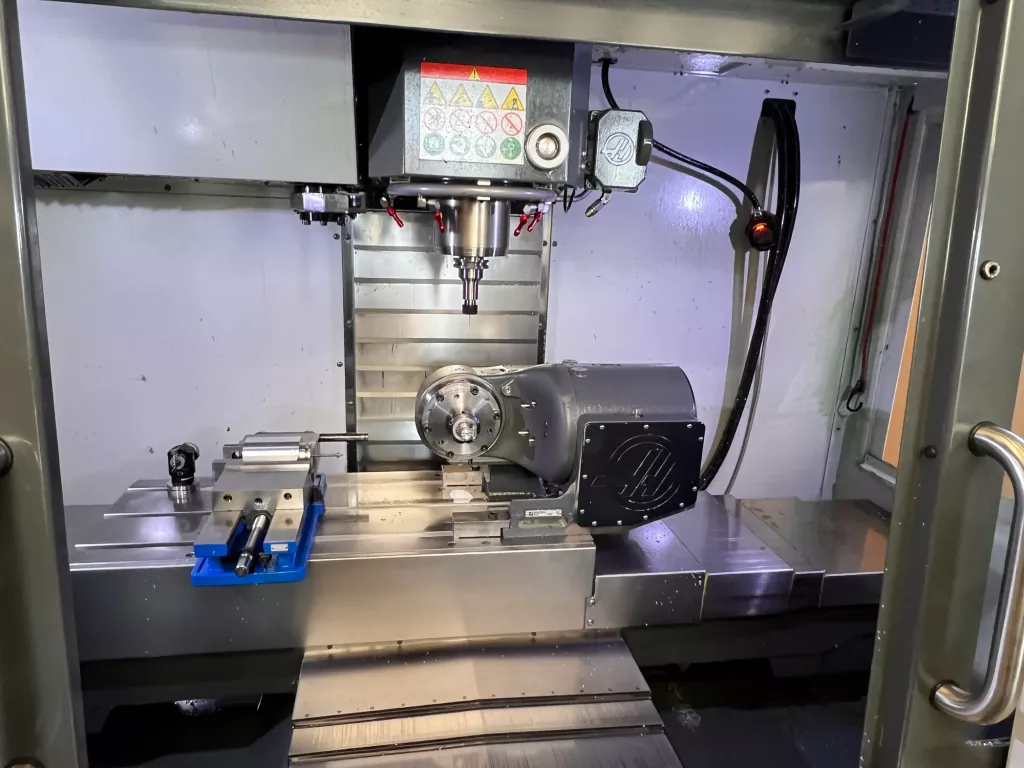 2018 Haas VF-2SS CNC Vertical Machining Center, photo 3 of 14
