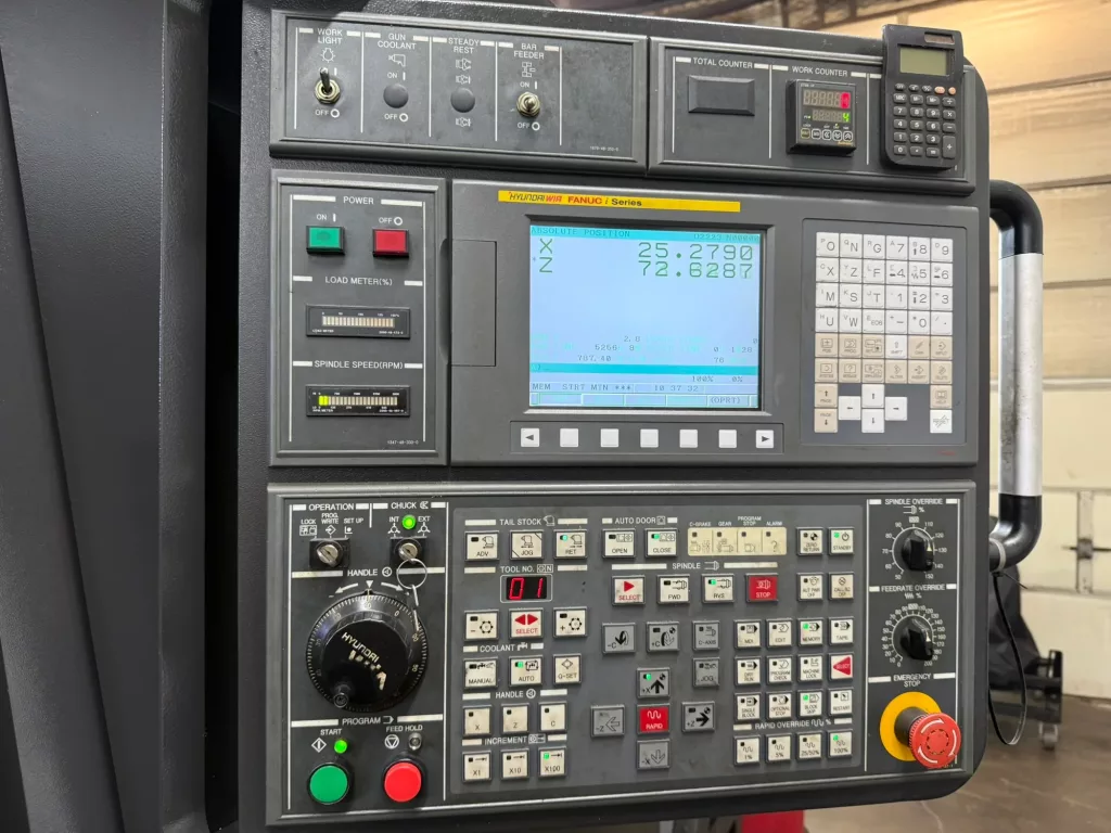 2012 Hyundai Wia L400LC CNC Lathe, photo 5 of 9