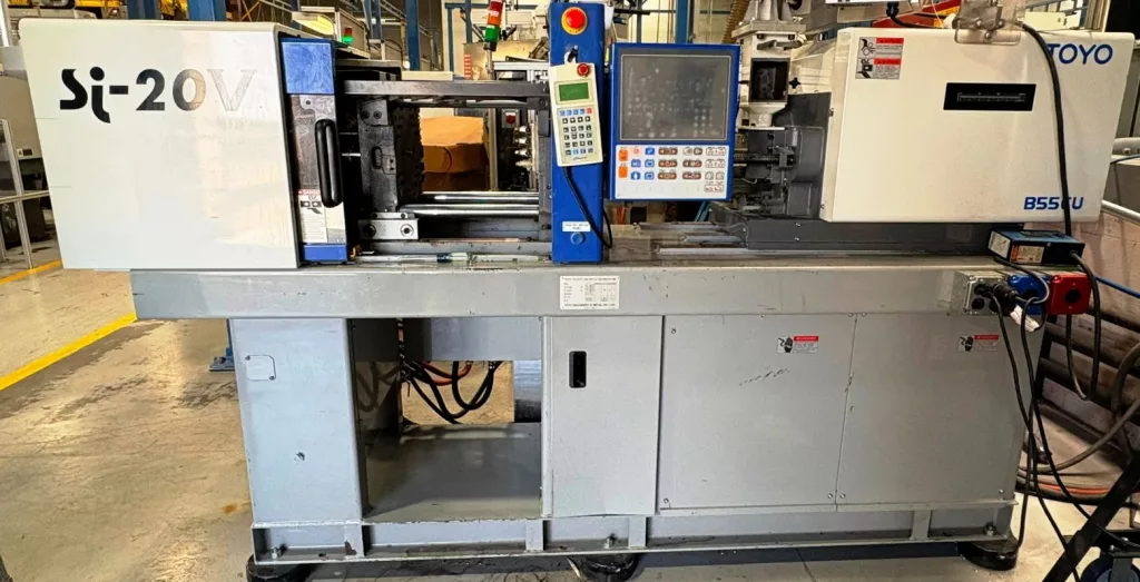 2018 Toyo Si-20V Injection Molding Machine, photo 1 of 9
