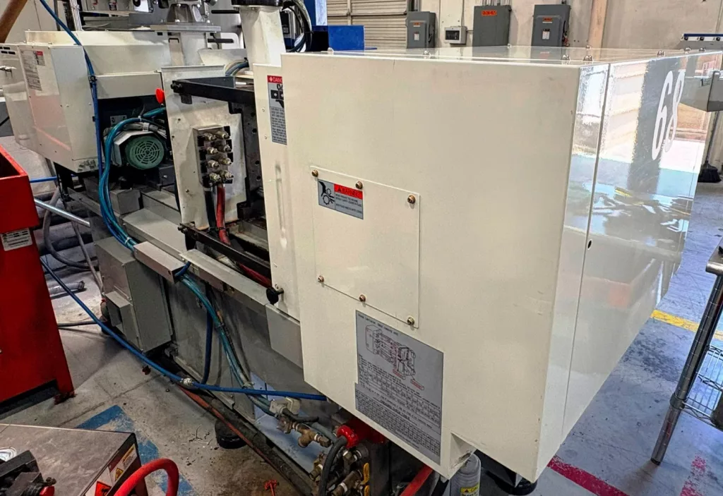 2018 Toyo Si-20V Injection Molding Machine, photo 5 of 9