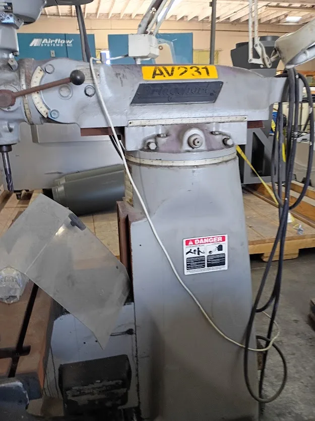 Bridgeport Series 1 Knee Mill, photo 5 of 7