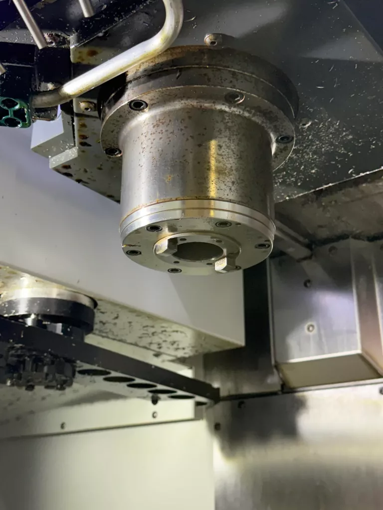 2018 Haas UMC-750 CNC Vertical Machining Center, photo 16 of 30