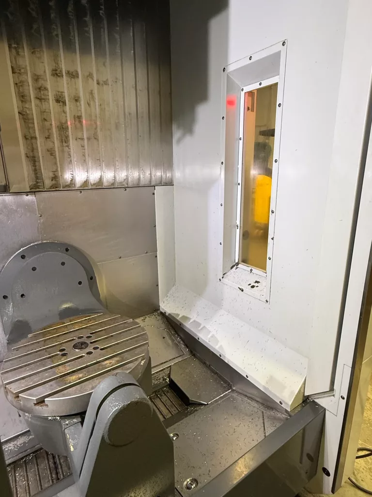 2018 Haas UMC-750 CNC Vertical Machining Center, photo 19 of 30