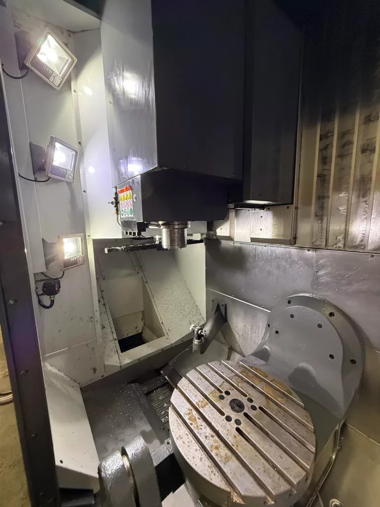 2018 Haas UMC-750 CNC Vertical Machining Center, photo 22 of 30