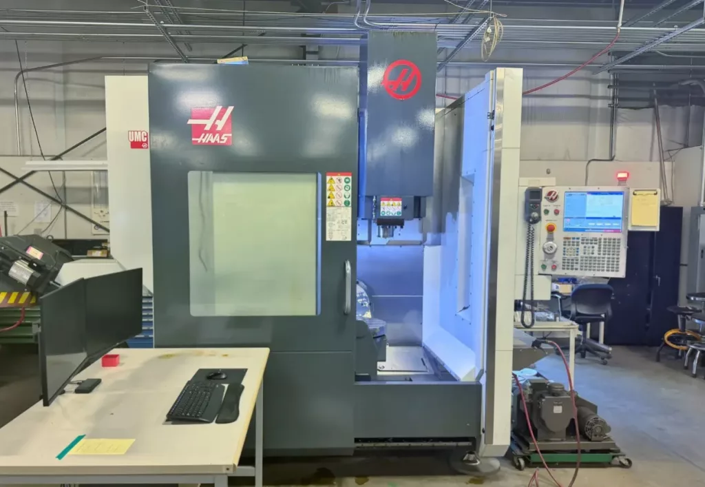 2017 Haas UMC-750SS CNC Vertical Machining Center, photo 1 of 8