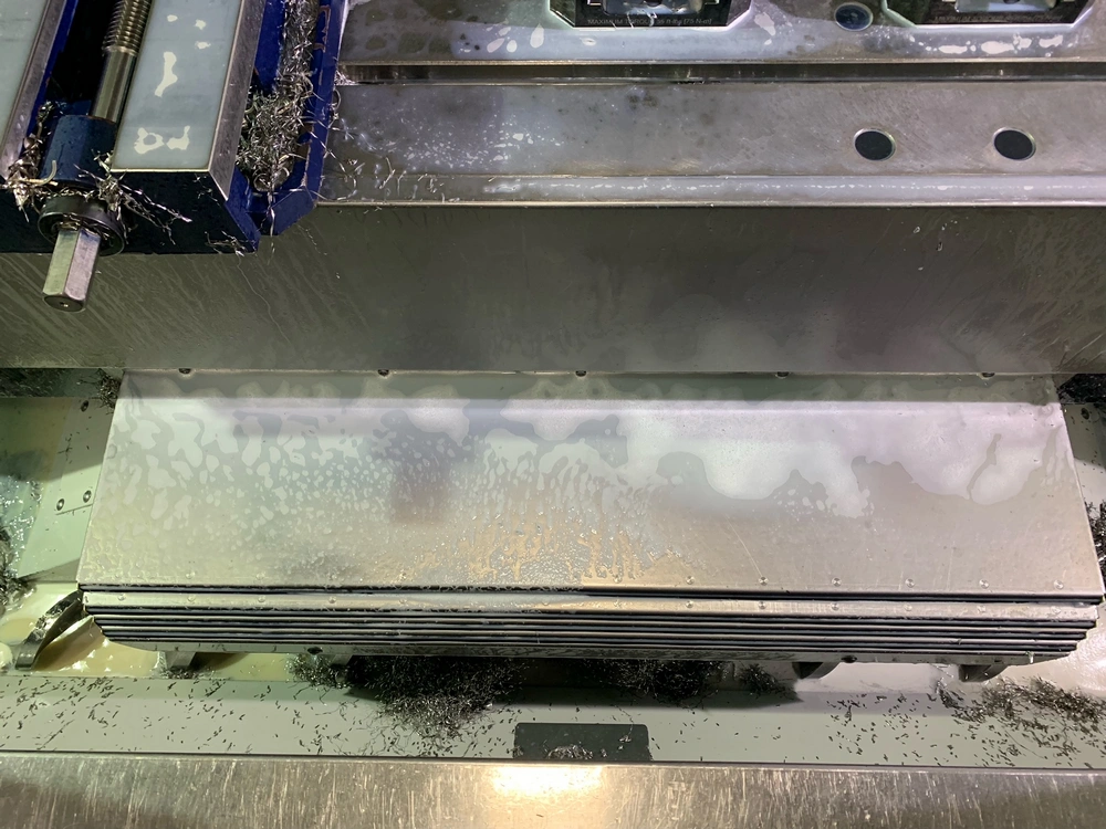 2016 Haas VF-4SS CNC Vertical Machining Center, photo 6 of 12