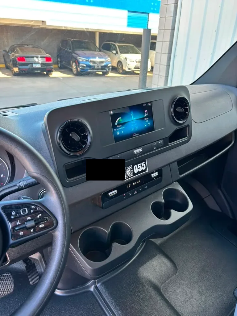 2024 Mercedes-Benz Sprinter 2500