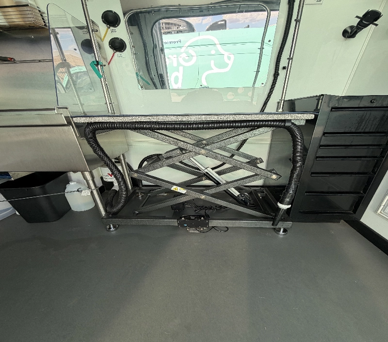 2024 Mercedes-Benz Sprinter 2500 – photo 18 of 19