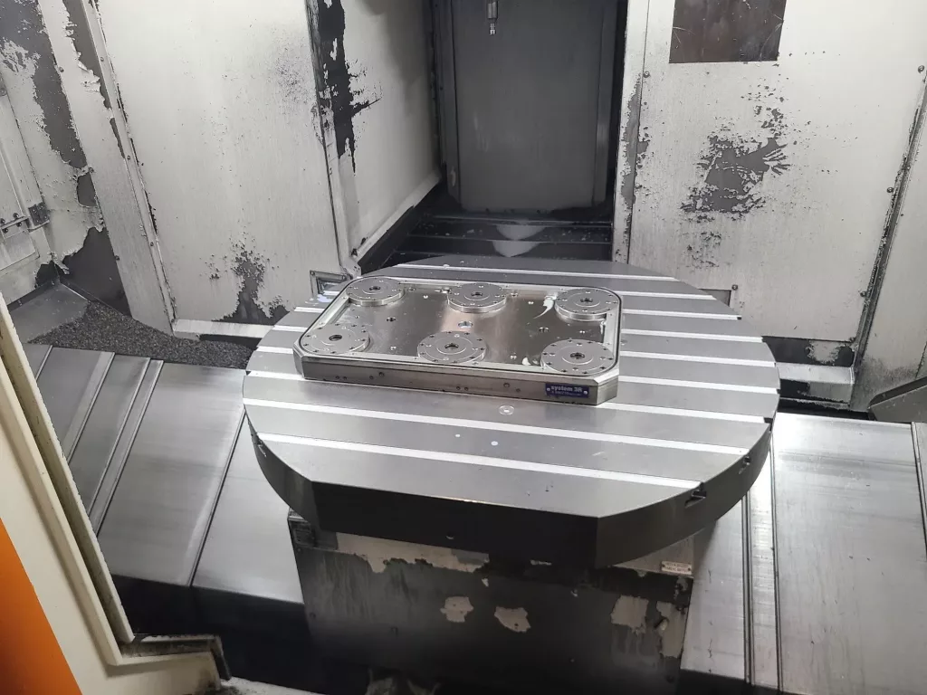 2015 Mikron HPM 1350U CNC Vertical Machining Center, photo 3 of 9