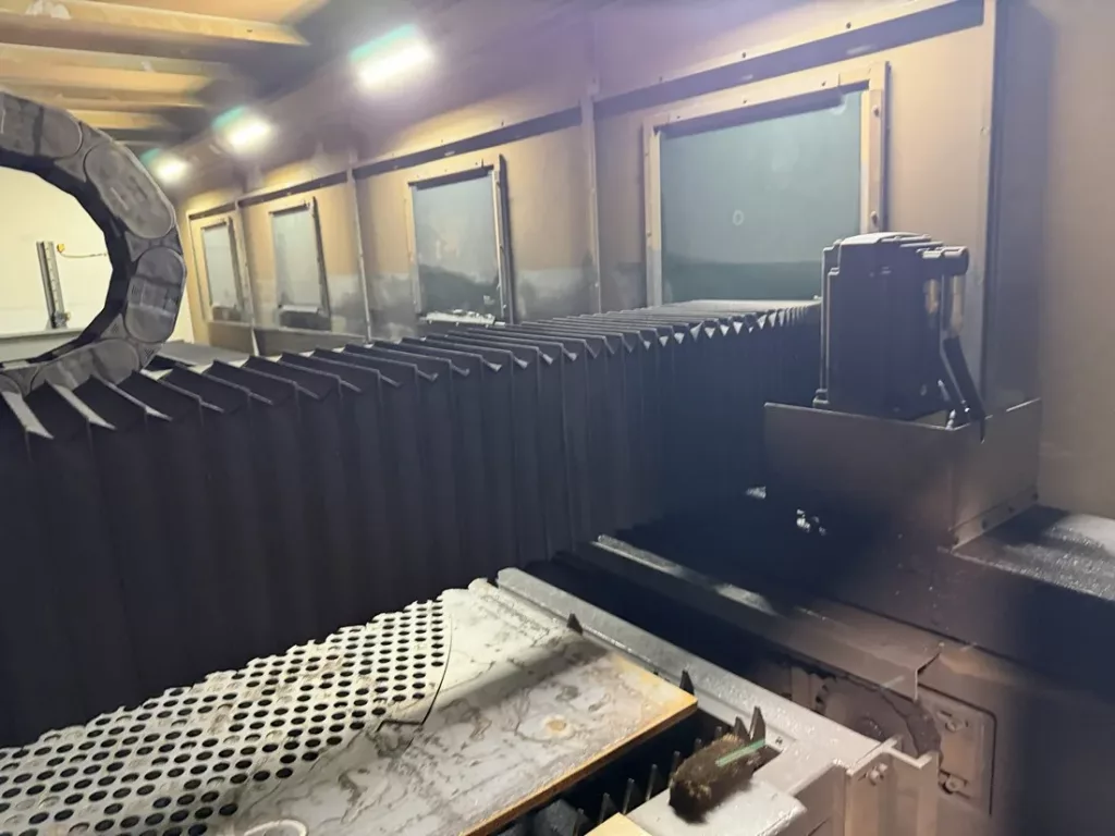 2024 Accurl Masterline 4020-20KW Laser, photo 7 of 11