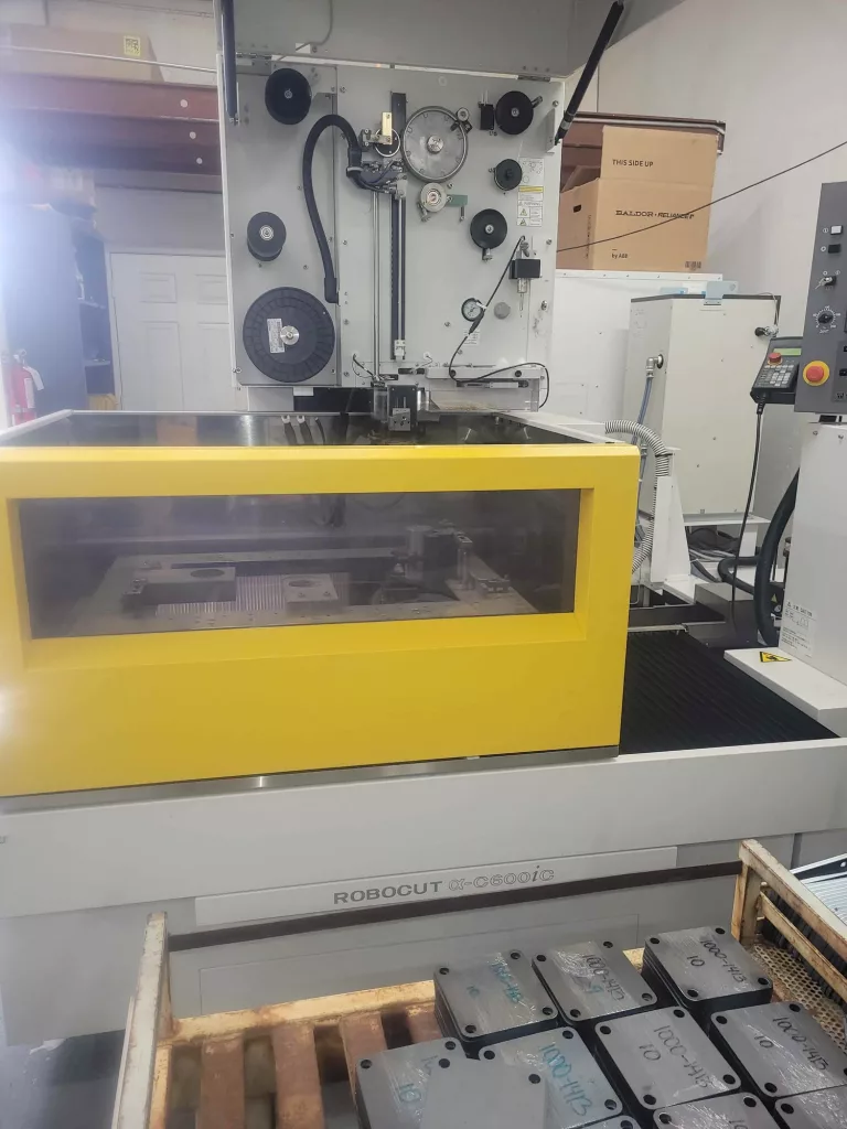 2025 Fanuc C600iC-ADV EDM Machine, photo 3 of 6