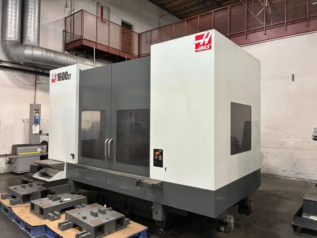 2015 Haas EC-1600ZT CNC Horizontal Machining Center, photo 1 of 10