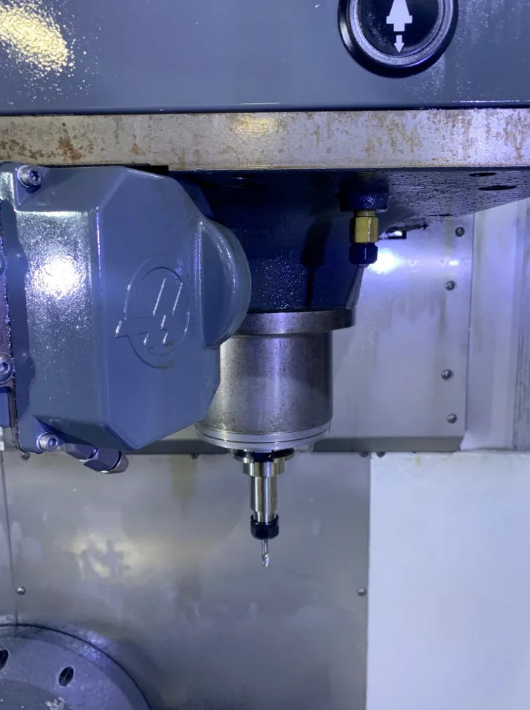 2019 Haas UMC-1000 CNC Vertical Machining Center, photo 2 of 10