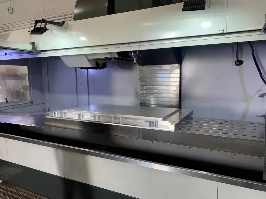 2019 Haas VF-11 CNC Vertical Machining Center, photo 3 of 8