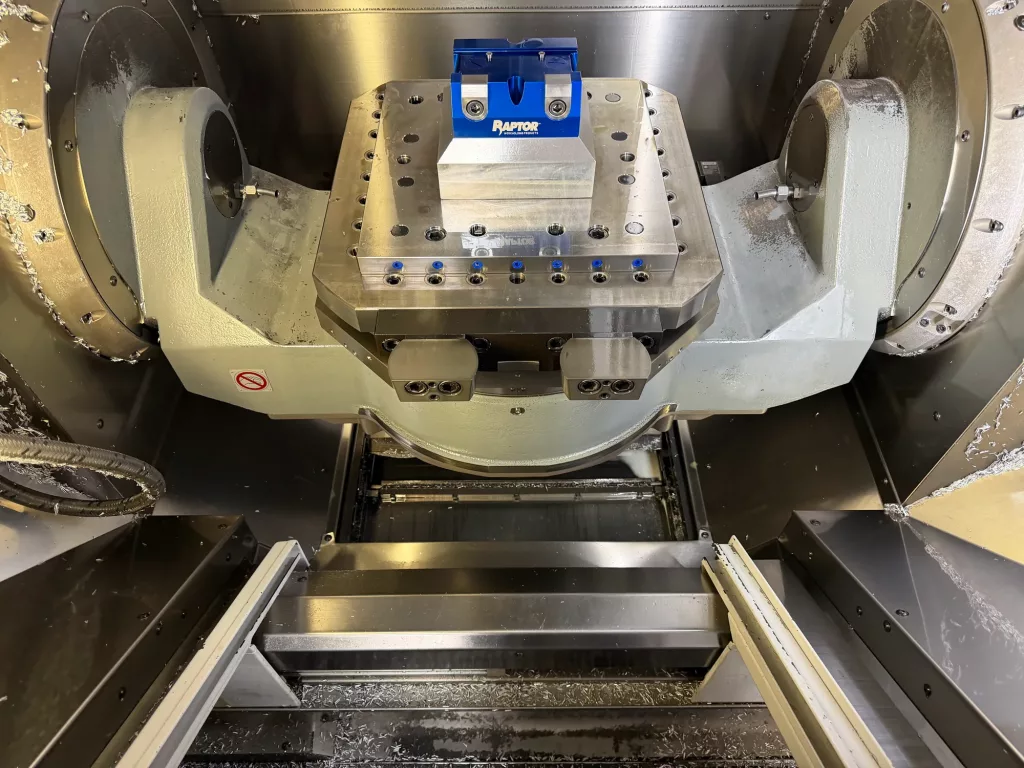 2011 Hermle C30U CNC Vertical Machining Center, photo 7 of 16