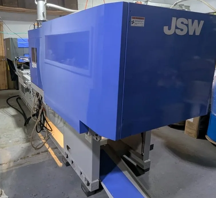 2020 JSW J100ADS-110U Injection Molding Machine, photo 3 of 5
