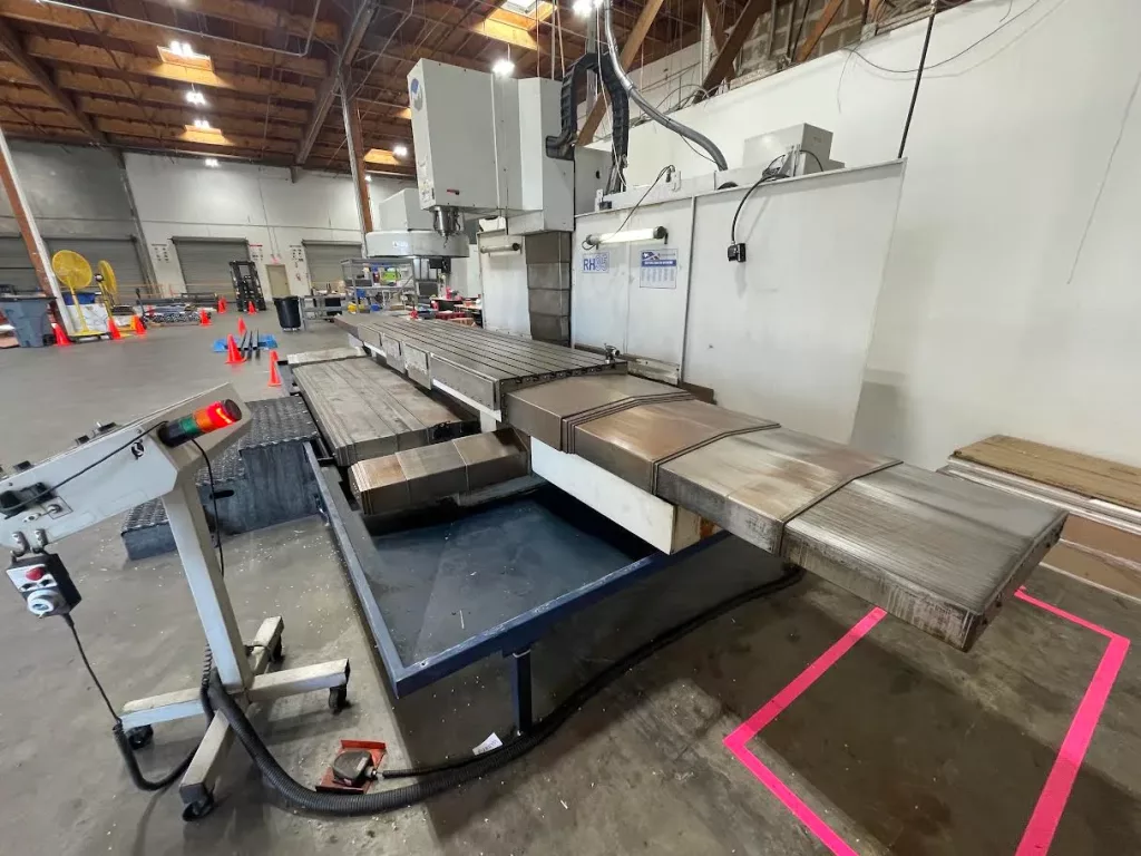 2013 Milltronics RH35XP CNC Vertical Machining Center, photo 2 of 13